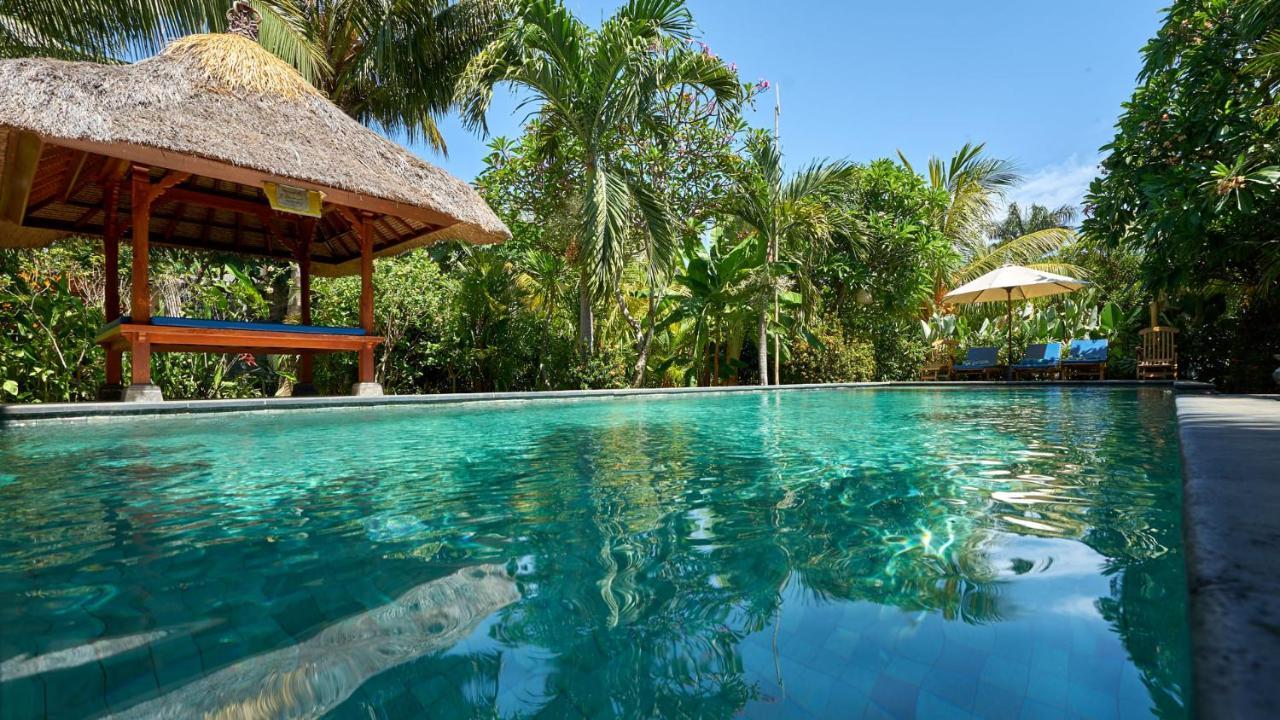 Villa Adi Амед Экстерьер фото